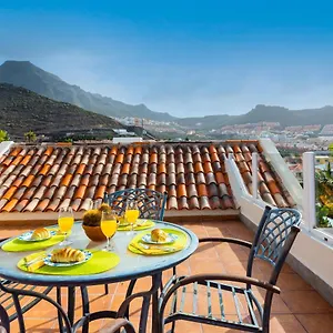 https://exclusive-villa-almendro-heated-pool.adeje-hotels.com